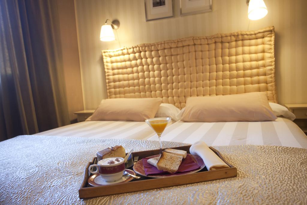 Hotel Rural El Yantar De Gredos San Martín del Pimpollar Екстериор снимка
