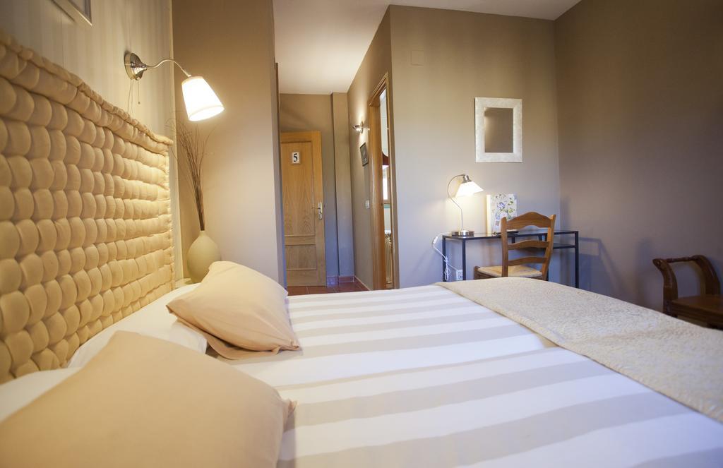 Hotel Rural El Yantar De Gredos San Martín del Pimpollar Екстериор снимка